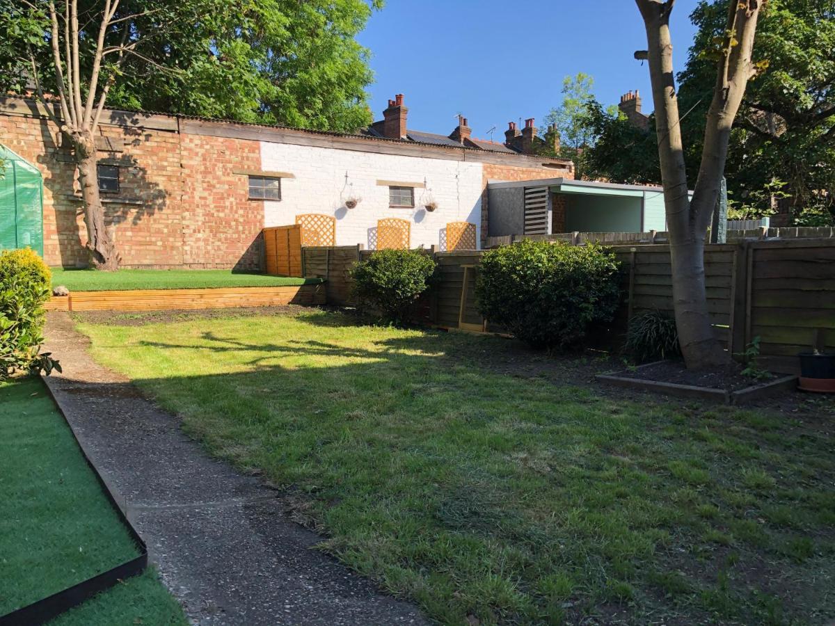 Spacious West London 2 Bedroom Apartment Ngoại thất bức ảnh