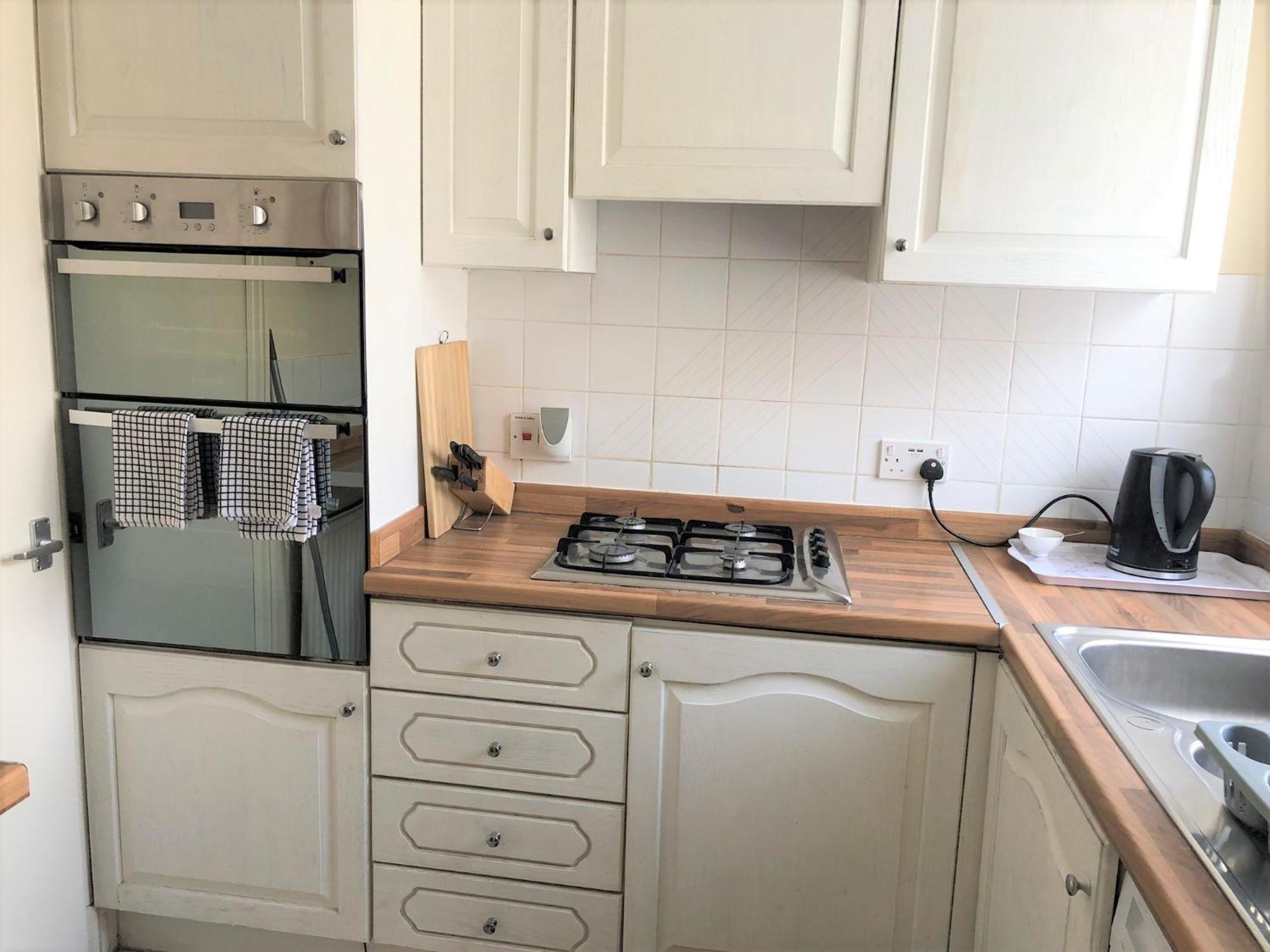 Spacious West London 2 Bedroom Apartment Ngoại thất bức ảnh
