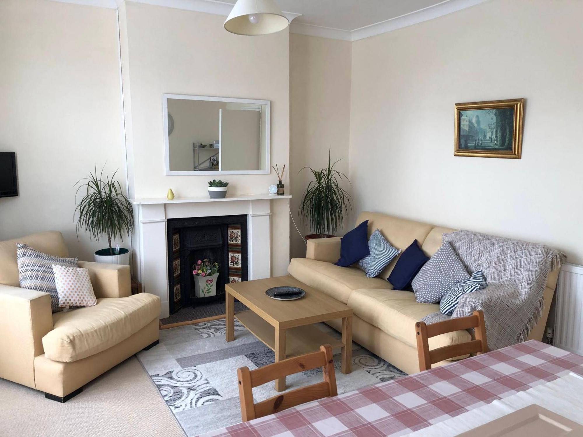 Spacious West London 2 Bedroom Apartment Ngoại thất bức ảnh
