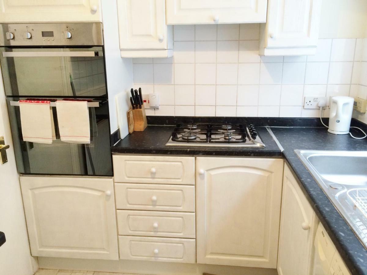 Spacious West London 2 Bedroom Apartment Ngoại thất bức ảnh