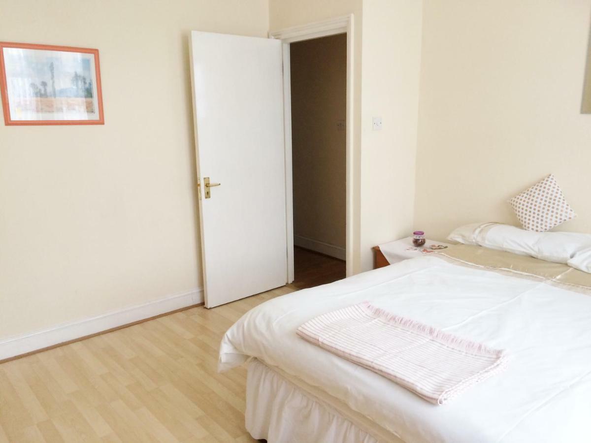 Spacious West London 2 Bedroom Apartment Ngoại thất bức ảnh