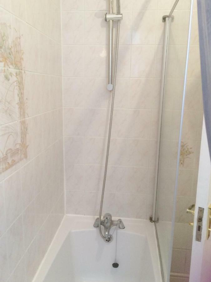Spacious West London 2 Bedroom Apartment Ngoại thất bức ảnh