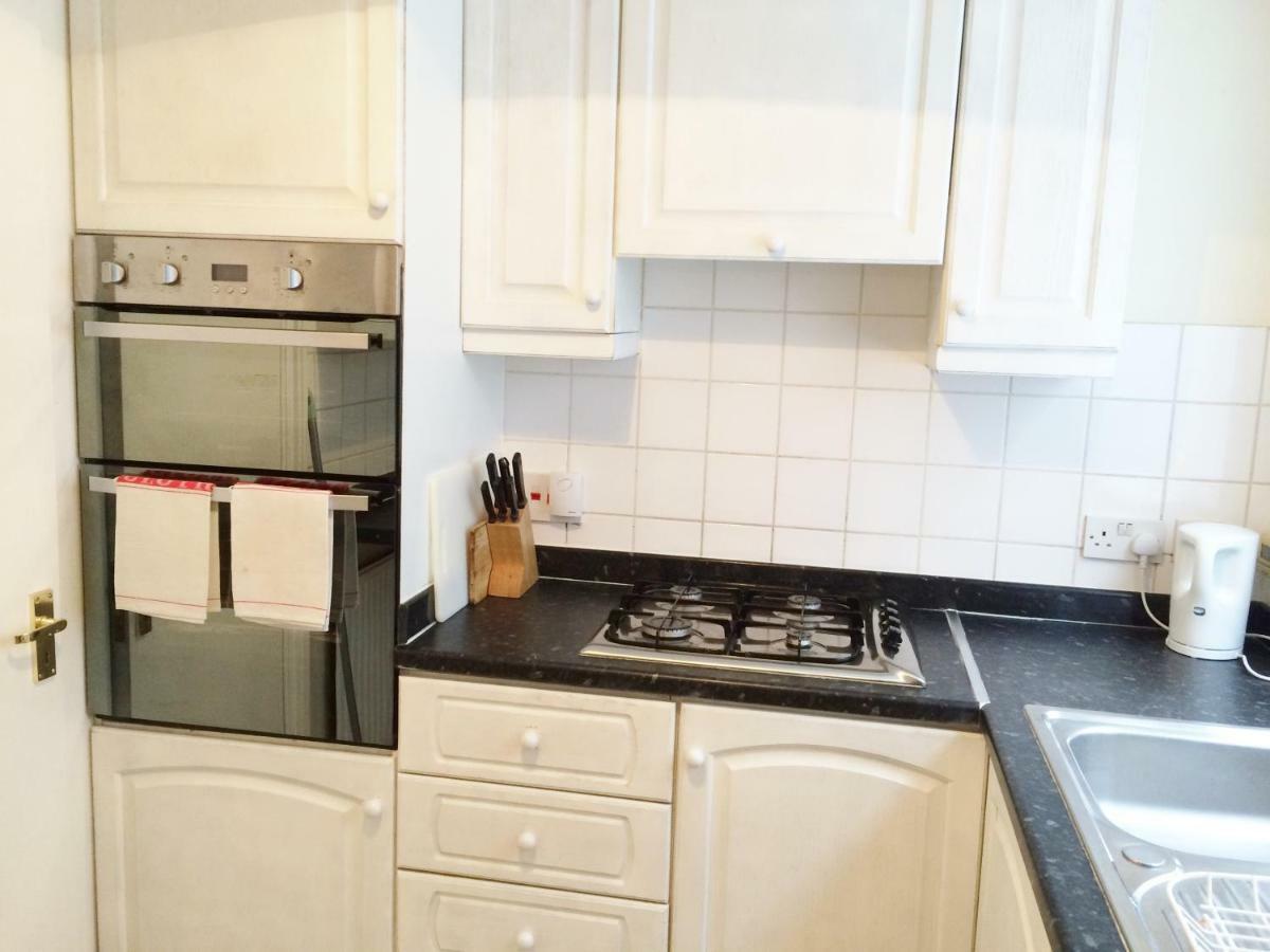 Spacious West London 2 Bedroom Apartment Ngoại thất bức ảnh